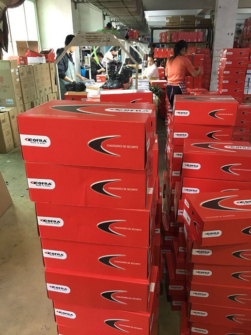 Safety shoes Packaging line